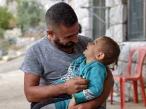 Nine out of ten Syrian refugees in Lebanon live in extreme poverty