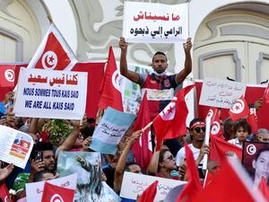 Tunisians support president Kais Saied anti-corruption drive