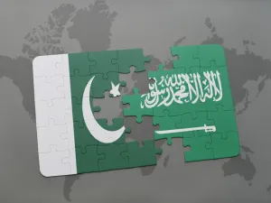 Saudi Arabia Helps Pakistan's Ailing Economy with $3 Billion Package