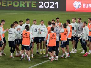 إسبانيا في مواجهة قوية أمام السويد