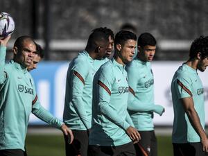 رونالدو يقود البرتغال اليوم أمام آيرلندا