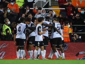 فالنسيا يتعادل مع أتلتيكو مدريد في اللحظات الأخيرة