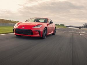 تويوتا تعيد تسمية GR 86 إلى GR86