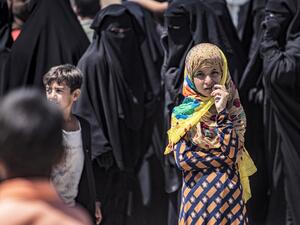 EU sanctions four Syrian ministers