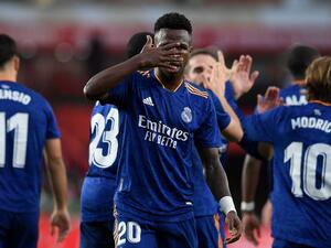 فينيسيوس يقود ريال مدريد أمام شيريف