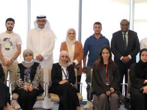 بنك السلام يستقبل طلاباً من الجامعة الأمريكية بالبحرين