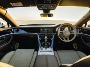 Flying Spur Mulliner – قمّة فئة سيارات Grand Tourer الفارهة ذات الأبواب الأربعة تصل إلى الشرق الأوسط