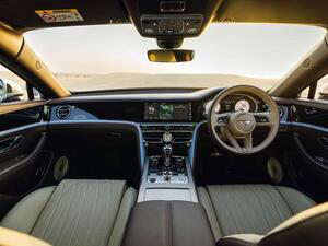 Flying Spur Mulliner - The Pinnacle Four-Door Grand Tourer Arrives Into the Middle East