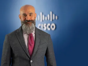 سيسكو تحتفل باليوبيل الذهبي لدولة الإمارات العربية المتحدة وتسعى إلى تعزيز الابتكار خلال الخمسين عاماً القادمة