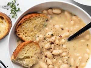 وصفات خريفية: شوربة الفاصوليا البيضاء