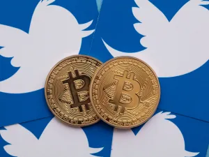 "تويتر" ينشئ قسما للعملات المشفرة