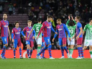 بيتيس يهزم برشلونة على أرضه