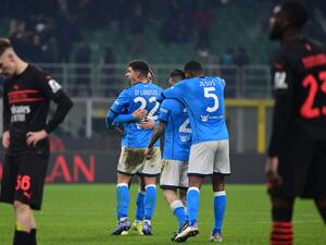 نابولي يتفوق على ميلان