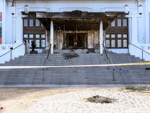 Australia’s former parliament building caught fire