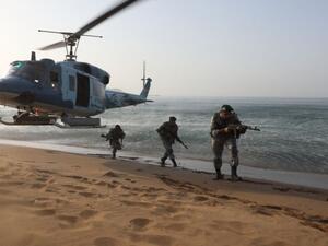 ايران تعزز بنيتها الدفاعية