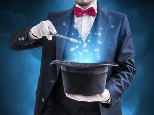  Malaysian magician set a pair of Guinness World Records when he performed 37 magic tricks in one minute