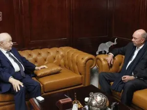 طلال أبوغزاله يستقبل دولة رئيس مجلس الأعيان