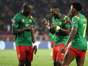 الكاميرون إلى ربع النهائي