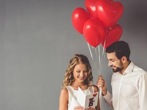 كلمات تهنئة في عيد الحب 2022