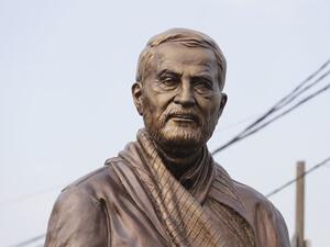 تمثال قاسم سليماني