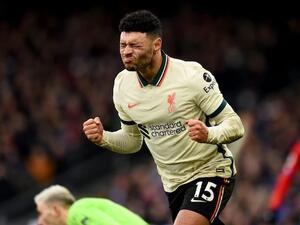 تشايمبرلين يحتفل بهدف ليفربول الثاني (المصدر: تيليغراف)