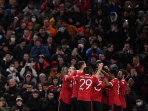 مانشستر يونايتد يتحدى أستون فيلا