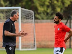 صلاح وكيروش مدرب مصر