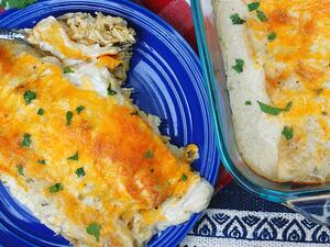 إنشلادا الدجاج بالكريمة من المكسيك