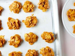 بسكويت شهي برقائق الكورن فليكس