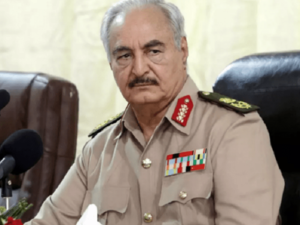 قائد "الجيش الوطني الليبي" خليفة حفتر