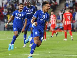 بيريرا يقود الهلال لفوزٍ كبير على الجزيرة