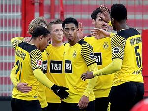 دورتموند يستضيف رينجرز اليوم