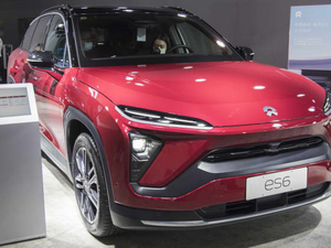 منافسة شرسة في صناعة السيارات الكهربائية وسط رهان قوي من الصين وتركيا بتجاوز الجميع، فمن له الغَلَبة؟ 