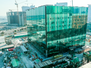 Cleveland Clinic Abu Dhabi Achieves Major Milestone With Topping-off Of New Cancer Center Building