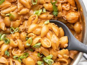 باستا بنكهة التشيز برجر 