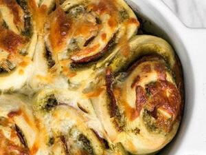 لفائف البيتزا بالبيستو السريعة