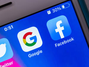 Tech Giants Announce Their Own War on  Russia