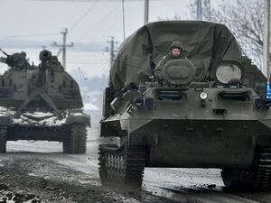 وتشترط روسيا لإنهاء العملية، تخلي أوكرانيا عن أي خطط للانضمام إلى كيانات عسكرية بينها حلف شمال الأطلسي "الناتو"