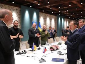 استقبل أردوغان المفاوضين ودعاهم إلى "وضع حد لهذه المأساة"