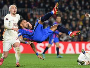 برشلونة يتعادل دون أهداف مع غالاتاساراي