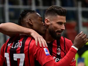 ميلان يواجه غريمه إنتر اليوم