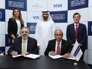بنك الإمارات دبي الوطني وبرنامج "ضيف الاتحاد" يتعاونان لإطلاق بطاقات ائتمانية جديدة بعلامات تجارية مشتركة