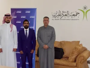 كي بي إم جي في البحرين تتبرّع بالحواسيب المحمولة للمؤسسات الخيرية