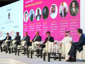 إنجي وجنرال إلكتريك تقودان جلسة نقاش صناعات إزالة الكربون خلال اليوم الختامي لمعرض الشرق الأوسط للطاقة 2022