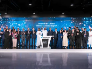 انتعاش الإنفاق الاستهلاكي في قطاعات الاقتصاد الإسلامي العالمي إلى 2 تريليون دولار أمريكي عام 2021 