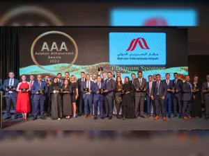 تكريم فلاي دبي في حفل توزيع جوائز إنجاز الطيران