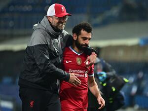 Klopp jumps to defend Salah (Photo: AFP)
