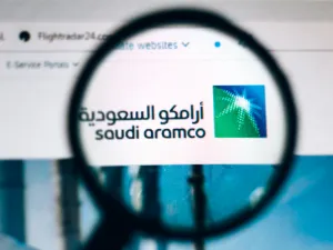 19 Banks to Fund $13.4 Billion Loan for Aramco Pipeline Deal: Report