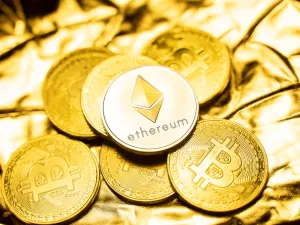 أسعار العملات الرقمية: البيتكوين مستقر على 39 ألف دولار