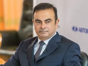 Tokyo Court Convicts Nissan Ex-Executive in Carlos Ghosn Case